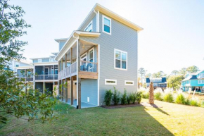 Intracoastal Views by Oak Island Accommodations